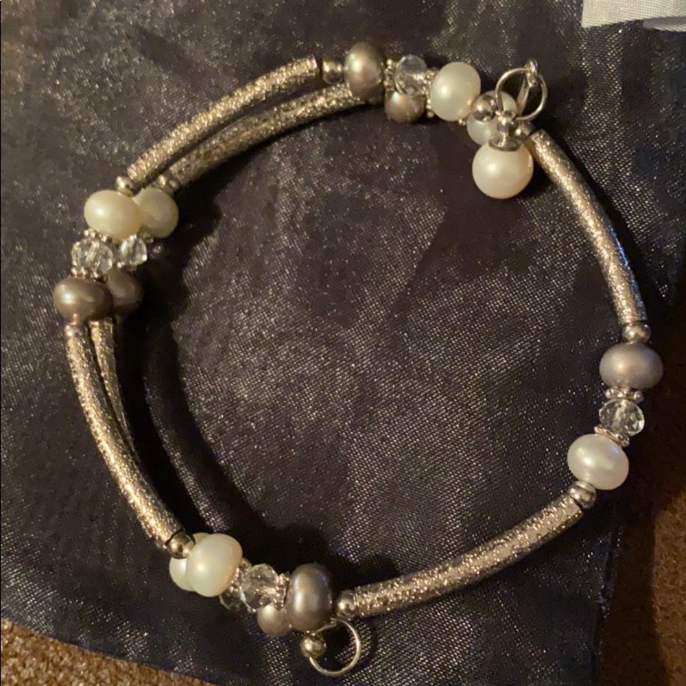 Vantel Pearls Wire Wrap